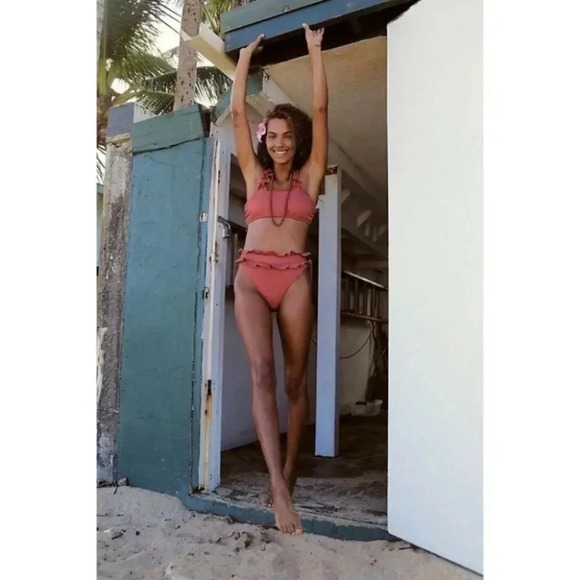 Free People x Beach Riot Ruffle Madeline Bikini Swim Top Large Pink - Picture 9 of 10